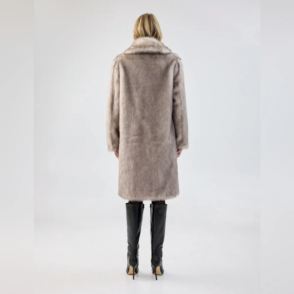 ✅ Unreal Fur Elixir Coat, Gray-Natural (S)